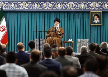 رهبر انقلاب: هیأت‌ها محل پاسخ به سؤالات روز جامعه باشد/ مداحی، موسیقیِ پاپ نیست