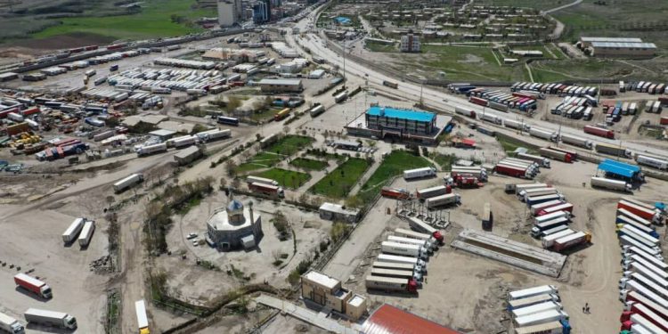 افزایش ۵۵ درصدی صادرات از مرز بازرگان