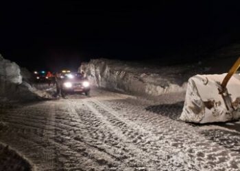 ارتفاع برف در سردشت به ۴۵ سانتیمتر رسید