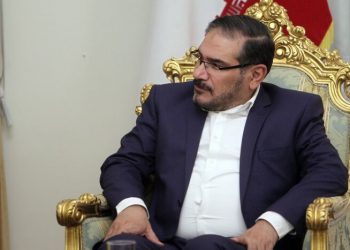 شمخانی: نمایش رفع تحریم، سازنده نیست