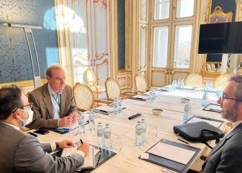 آغاز رایزنی‌های دیپلماتیک باقری در وین