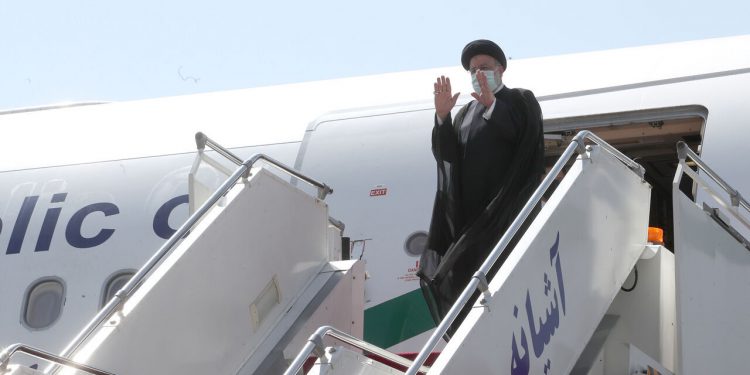 به دعوت رسمی امیر قطر؛ رئیس جمهور در صدر هیاتی عالیرتبه دوشنبه به دوحه سفر میکند