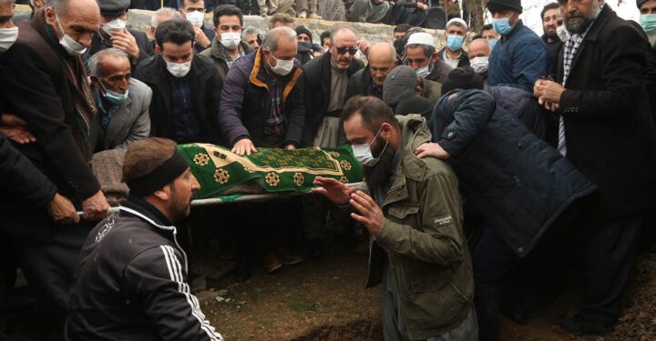 پیکر امام جمعه پیشین سنندج تشییع شد