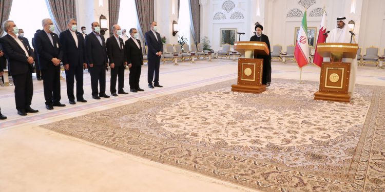 در نشست خبری مشترک با امیر قطر؛ رییسجمهور: شرط رسیدن به توافق، تأمین منافع ملت ایران و لغو تحریمهاست