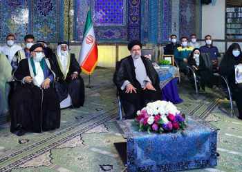 پیام نوروزی رئیس‌جمهور/ همه اقوام ایرانی یک خانواده هستیم، با سرنوشتی مشترک