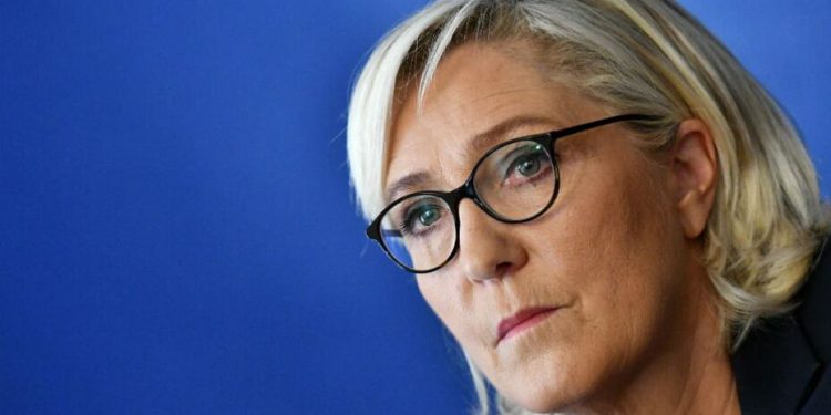 نامزد انتخابات فرانسه: تحریم نفت روسیه خودکشی است