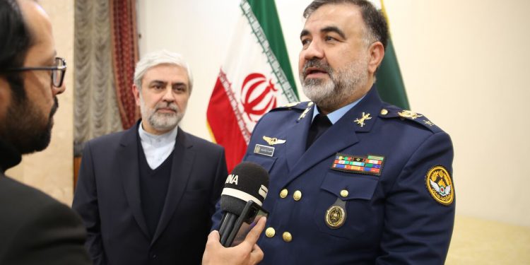 فرمانده نهاجا: برای تبادل دوجانبه تجربیات ودانش با پاکستان آمادگی داریم