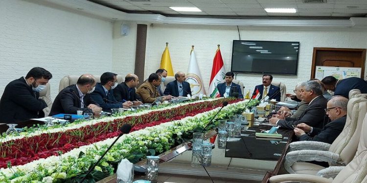 مدیر عامل راه آهن: ایران به دنبال توسعه همکاری با عراق در زمینه حمل و نقل ریلی است