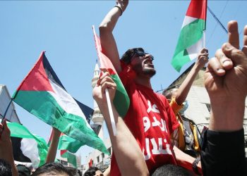 تظاهرات مردم اردن در همبستگی با فلسطینیان/ معترضان خواستار بسته شدن سفارت اسرائیل شدند