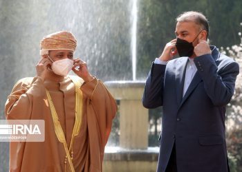 رسانه عربی: وزیر امور خارجه عمان فردا به تهران می‌آید