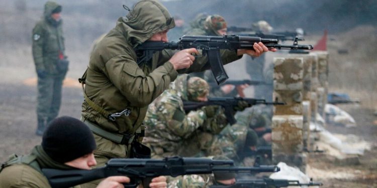 انگلیس مدعی عقبنشینی روسیه از اطراف کییف شد