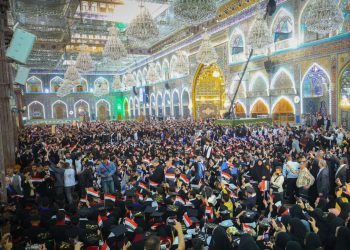 آیین سوگند ولایت بیش از یکهزار دانش آموخته رشته پزشکی در حرم امام حسین(ع) برگزار شد