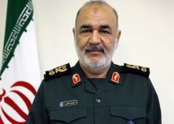 سرلشکر سلامی: همراهی و هم افزایی ارتش و سپاه یاس و ناامیدی دشمن را رقم زده است