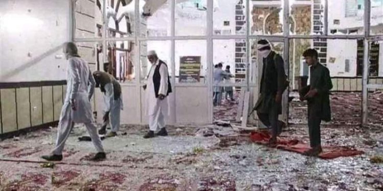 انفجار در مسجد شیعیان در مزار شریف