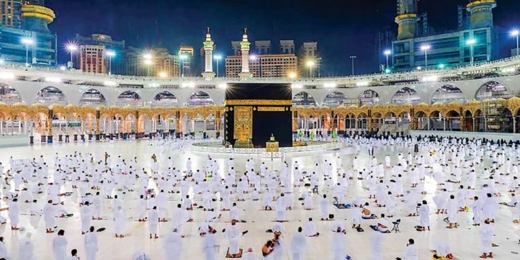 معاون امور حج و عمره سازمان حج و زیارت مطرح کرد: آغاز ثبت نام انتخاب کاروان متقاضیان حج ۱۴۰۱ از یکشنبه ۱۸ اردیبهشت