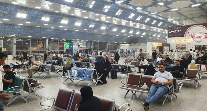 سرگردانی ۱۳ ساعته مسافران ایرانی بعد از لغو پروازها در نجف