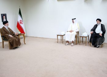 رهبر معظم انقلاب اسلامی در دیدار امیر قطر و هیئت همراه: توقع از جهان عرب ورود صریح به میدان عمل سیاسی در مقابل جنایات رژیم اشغالگر است