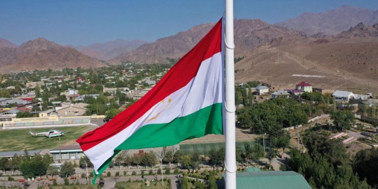 بسته شدن مرزها و افزایش تنش بین آسیای مرکزی و طالبان