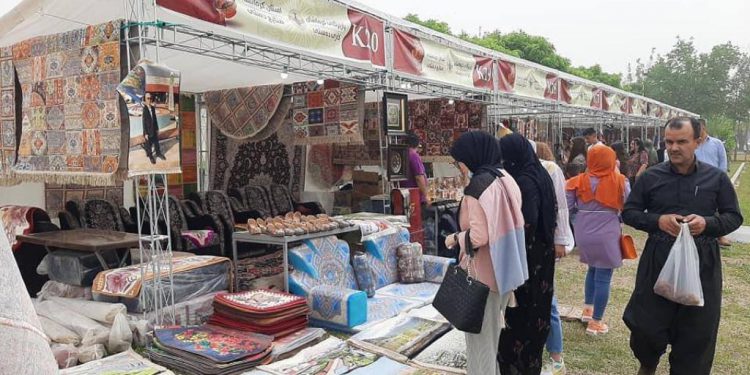گشایش اولین نمایشگاه بین‌المللی بازرگانی- صنایع دستی استان حلبچه با حضور سرکنسول جمهوری اسلامی ایران