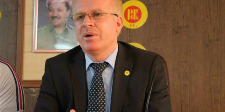 عضو ارشد حزب بارزانی: خواستار توافق نفتی با بغداد هستیم