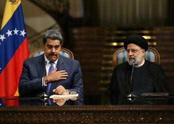 در نشست خبری مشترک با مادورو؛ آیت‌الله رئیسی: راهبرد تهران و کاراکاس در برابر دشمن «ایستادگی» است