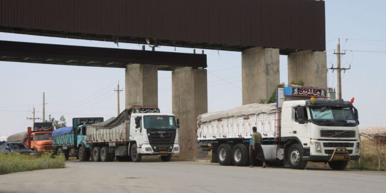 نگاه به باشماق، تصویر یک بیابان برهوت را به نمایش میگذارد