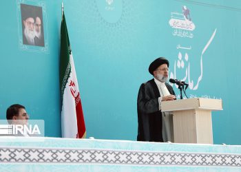 پاسخ به ۲۹ هزار تماس مردمی در سفر رئیس‌جمهور به کرمانشاه/ کمیته امداد رتبه اول پاسخگویی را کسب کرد