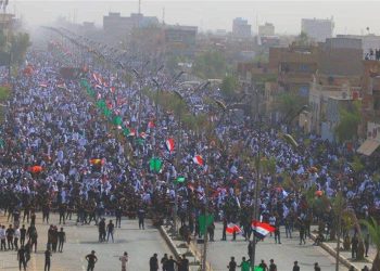نماز جمعه صدری ها در بغداد؛ الجیاشی خطبه مکتوب مقتدا صدر را خواند