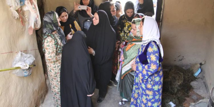 بازدید از طرح اشتغالزایی گروهای خودیار زنان در روستای نوره/ زنان کردستانی دیده شدند