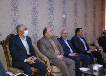 وزیر نیرو از طرح های در حال اجرای حوزه آب و برق کردستان بازدید کرد