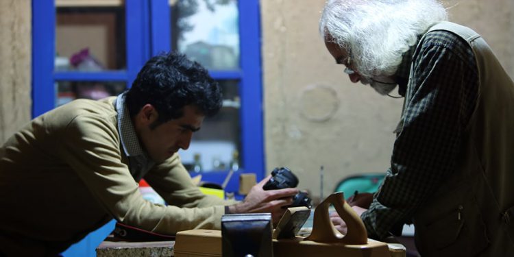 فیلمهای مستند «تنبور» و «خنیاگران کوههای مقدس» ساخته فرید الهامی آماده نمایش شدند