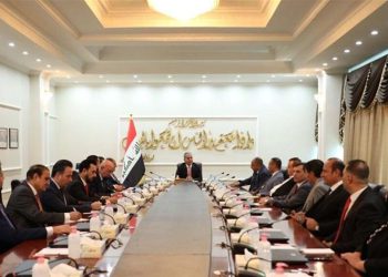 رئیس شورای عالی قضایی عراق بر حل بحران سیاسی از طریق قانون اساسی تاکید کرد