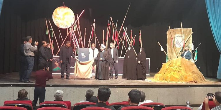 رونمایی از مجموعه اشعار شاعران آیینی آذربایجانغربی