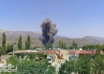 حمله پهپادی ترکیه به اردوگاه مخمور در موصل عراق