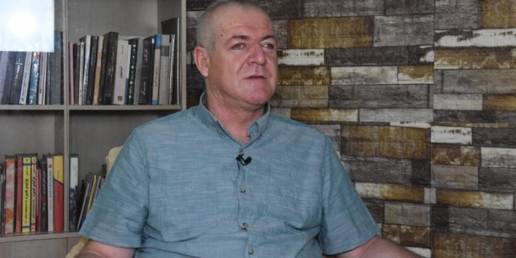 عضو سابق پارلمان عراق: صدر به سیاست برمی گردد و خواهان مرجعیت است