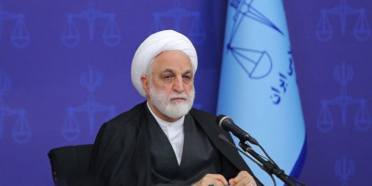 قوه قضاییه جانباختن مهسا امینی را موشکافی می کند