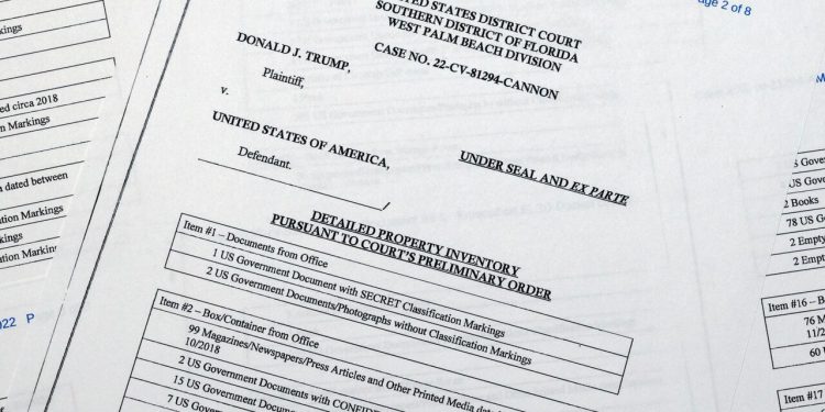 کشف سند اطلاعات هسته ای یک کشور در اقامتگاه شخصی ترامپ