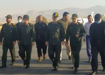 بازدید میدانی فرمانده سپاه از پایانه مرزی مهران