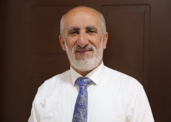 لزوم اتخاذ راه حل میانه و دعوت به آرامش سیاسی در عراق