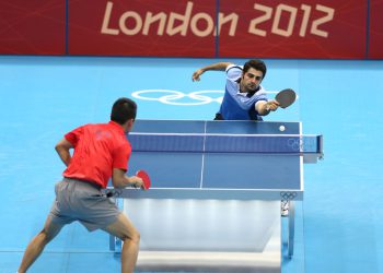 تیم‌های پینگ‌پنگ کرمانشاه و کردستان عراق باهم تمرین می‌کنند