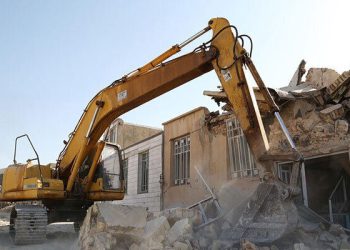 آواربرداری در مناطق زلزله زده خوی آغاز شد