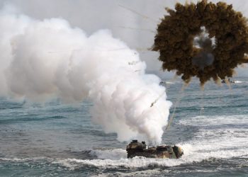 تبادل آتش هشدار بین نظامیان کره‌های شمالی و جنوبی