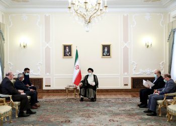 همکاری با سازمان های منطقه‌ای اولویت ایران است