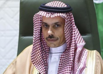 وزیر خارجه عربستان: به دراز کردن دست خود به سوی ایران ادامه خواهیم داد