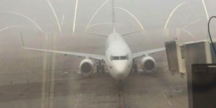 مه غلیظ، پروازهای فرودگاه بغداد را متوقف کرد