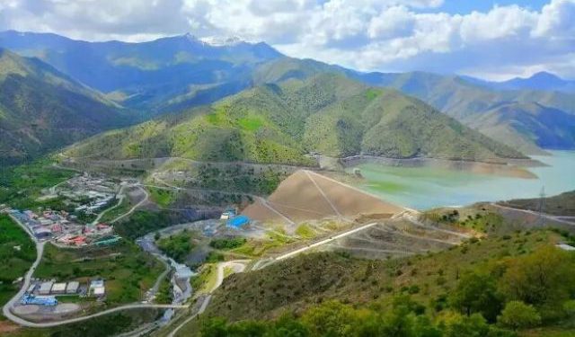 100 درصد جمعیت شهر سنندج از آب شرب باکیفیت سد آزاد استفاده می‌کند