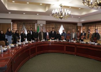 زبان کردی؛ یکی از شاخه‌های زبان‌های ایرانی است