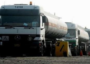 ترخیص 150 تانکر‌ در مرز باشماق مریوان با تایید اداره استاندارد امکان پذیر است