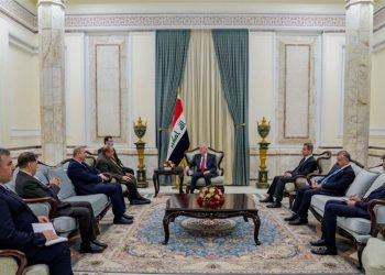 رئیس جمهور عراق بر ارتقای سطح روابط بین بغداد و تهران تاکید کرد