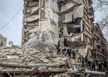 کمک دولت عراق به زلزله زدگان سوریه و ترکیه / یگان‌های حشد الشعبی بسیج شدند